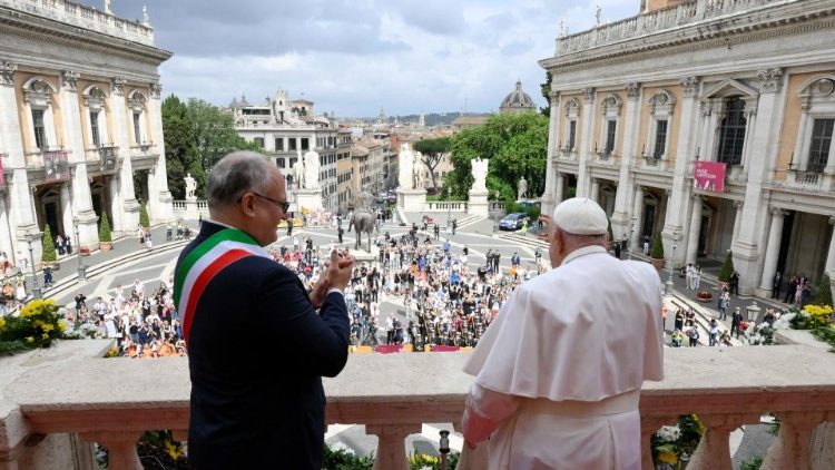 El Papa y el alcalde Gualtieri
