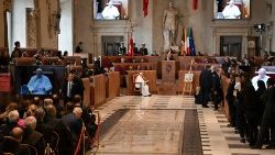 Un momento della visita di Papa Francesco in Campidoglio