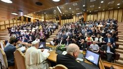 L'udienza di Papa Francesco con i moderatori di movimenti, associazioni e nuove comunità