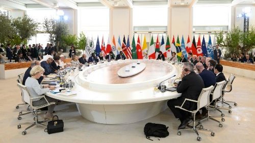 Папа да G7: штучны інтэлект павінен служыць дабру чалавека