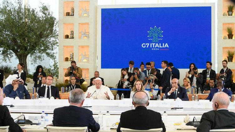Papst Franziskus sprach Mitte Juni am G7-Gipfel über Künstliche Intelligenz