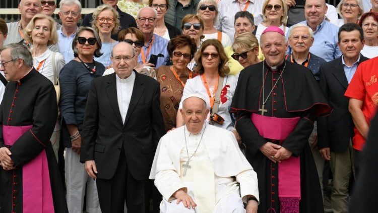 Saluso a la asociación "Amigos del Cardenal Costantini"
