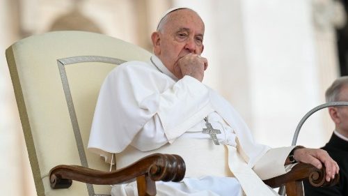 Papst ruft zum Gebet für Flüchtlinge, China und Frieden auf