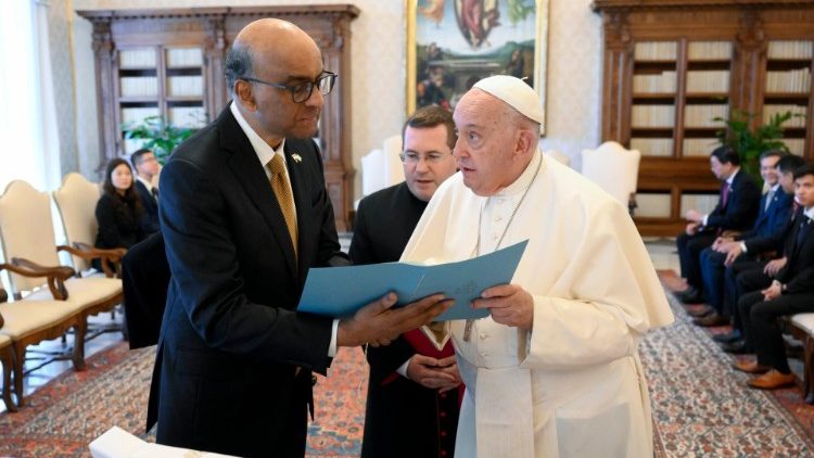 Tharman Shanmugaratnam, Präsident von SIngapur und Papst Franziskus