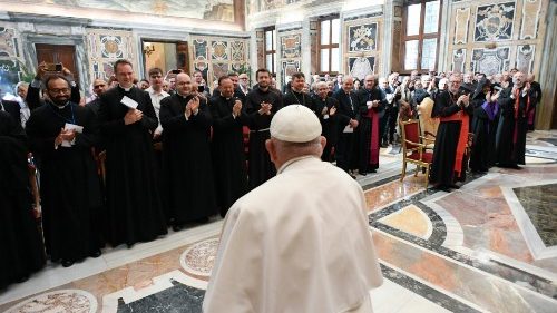 El Papa pide a la ROACO seguir apoyando a las Iglesias orientales católicas