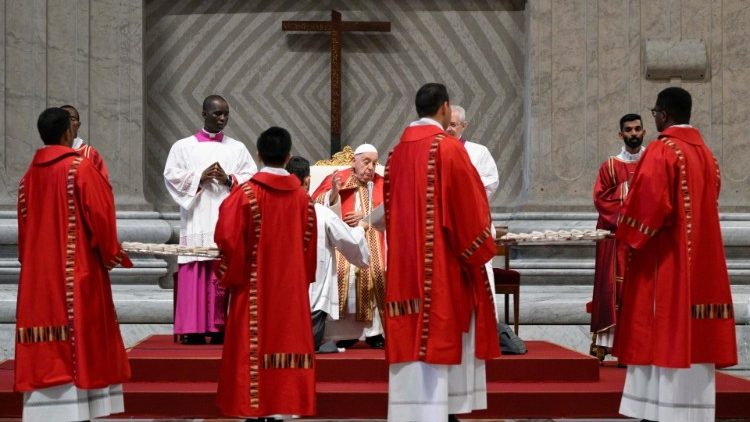 Papst Franziskus mit den Metropolitan-Erzbischöfen