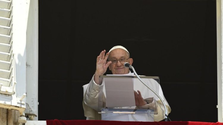 Papież podczas modlitwy „Anioł Pański"