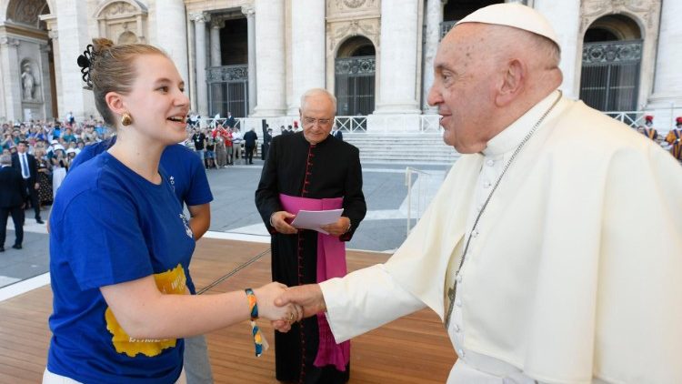 Pope Francis welcoming the  Altar  servers  in St. Peter's Square