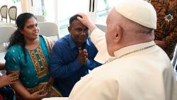 Spotkanie Papieża Franciszka z migrantami w Indonezji