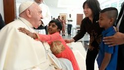 Papież Franciszek witany w Indonezji