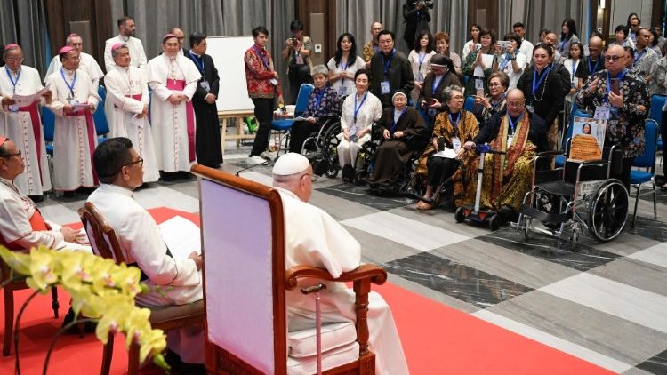 Pope in Jakarta: You are champions of love in the Olympics of life