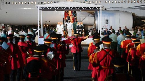 Papua Nova Guiné: o Papa encontra uma Igreja jovem e sedenta da Palavra de Deus