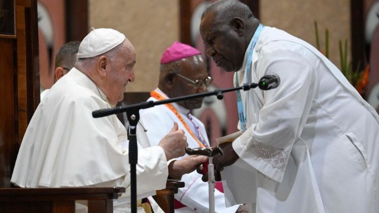 
                    Papa: a Igreja seja testemunha de coragem, beleza e esperança!
                