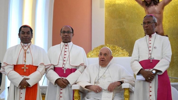 Papa Francisko amepata nafasi ya kukutana na makleri, watawa na makatekista