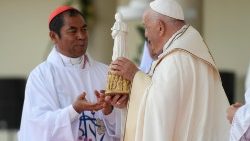 Pope Francis with Cardinal Virgilio Do Carma Da Silva during Mass during Papal Visit to Timor-Leste