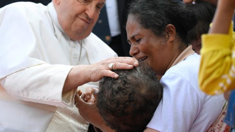 Visite du Pape aux enfants avec handicap