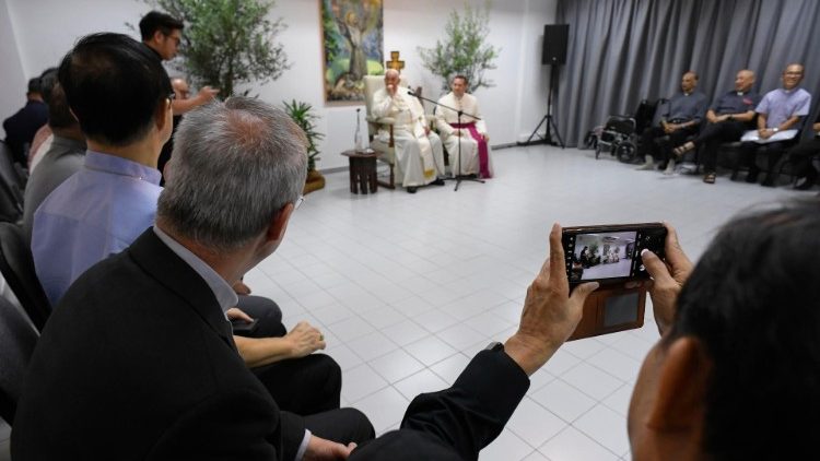 Papež v rozhovoru se singapurskými jezuity