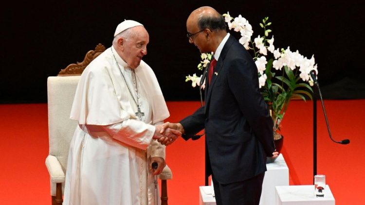 Pope Francis and the President of Singapore