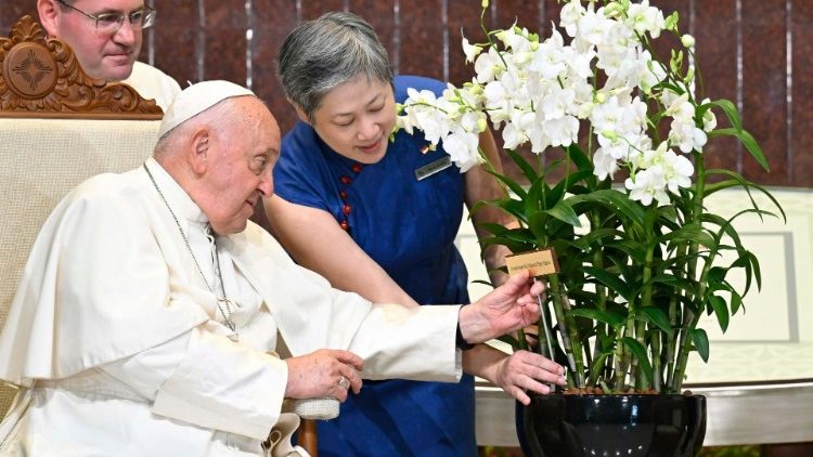 L'orchidea donata al Papa nella Parliament House