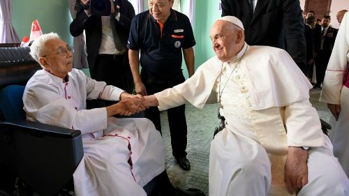 Papst in Singapur: „Bringt die Mutterschaft der Kirche zum Ausdruck“