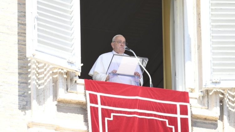 Papa Francisco durante o Angelus deste domingo, 15 de setembro 