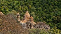 Cover infos d orient 29 novembre - monastero armeno di Dadivank - Alto Karabach