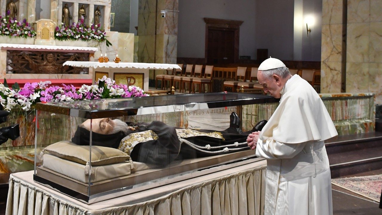 Il Papa ricorda Padre Pio: “Ha combattuto il male con umiltà e obbedienza”  - Vatican News