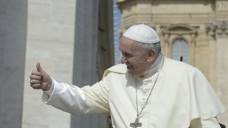 Los grandes objetivos se logran en equipo: Carta del Papa 