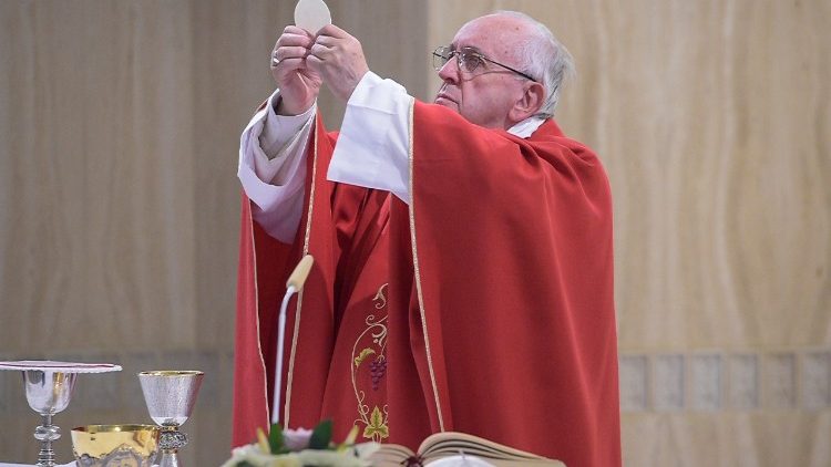 Papa Francisco na Missa na Santa Marta