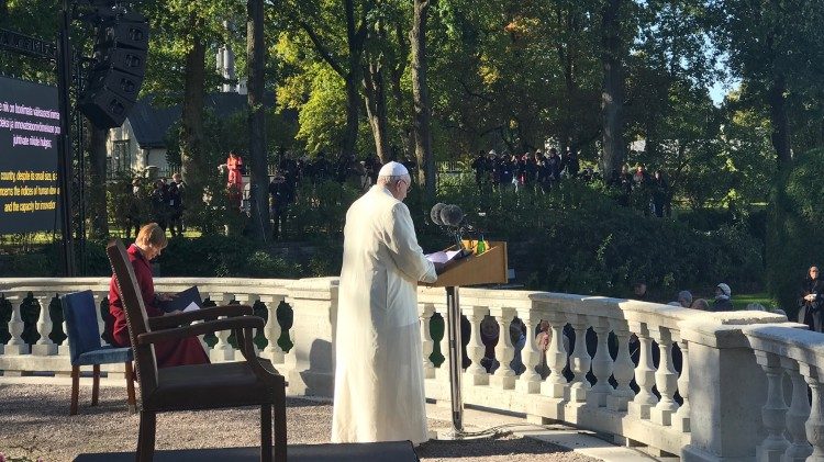 2018.09.25 Călătoria apostolică a papei Francisc în Lituania, Letonia și Estonia.  