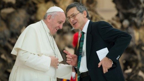 Ruffini: Papež na Lampeduse učí pohledu srdce, nikoli sloganům