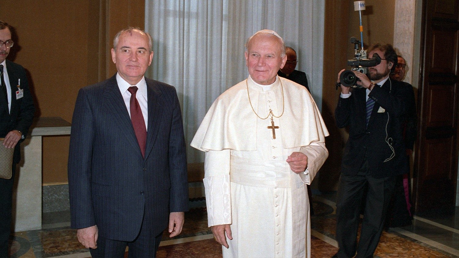 pope-sends-condolence-message-to-last-soviet-president-mikhail