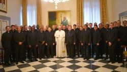 Papst Franziskus zu Besuch bei der Päpstlichen Diplomaten-Akademie