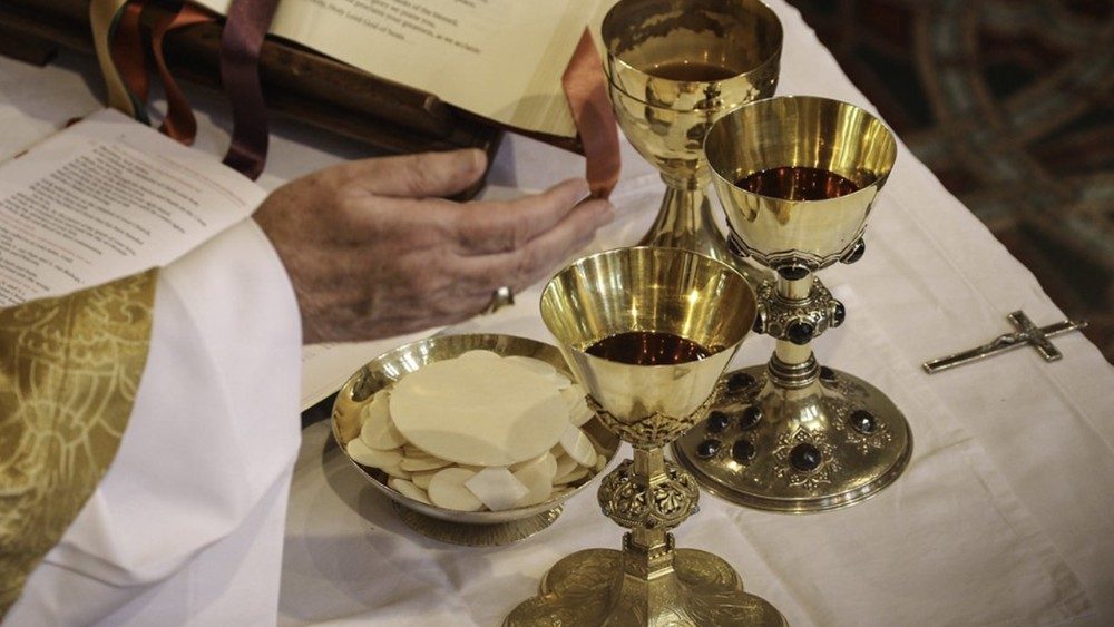 Sacerdotes de Cristo para a vida do mundo