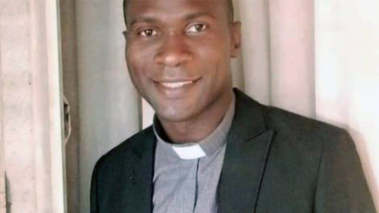Nigeria. Secuestran a un catequista en lugar de un sacerdote - Vatican News