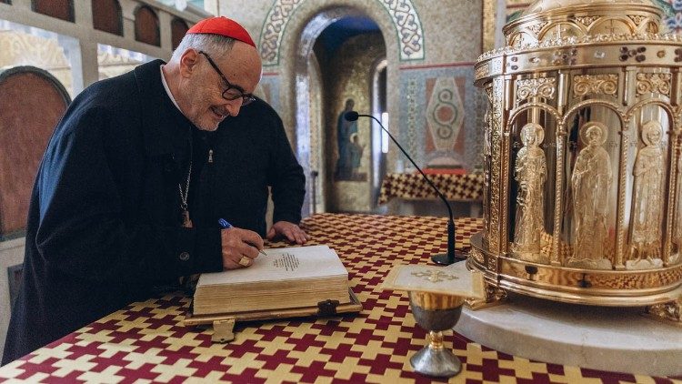 ĐHY Michael Czerny thăm đền thờ Santa Sophia ở Roma