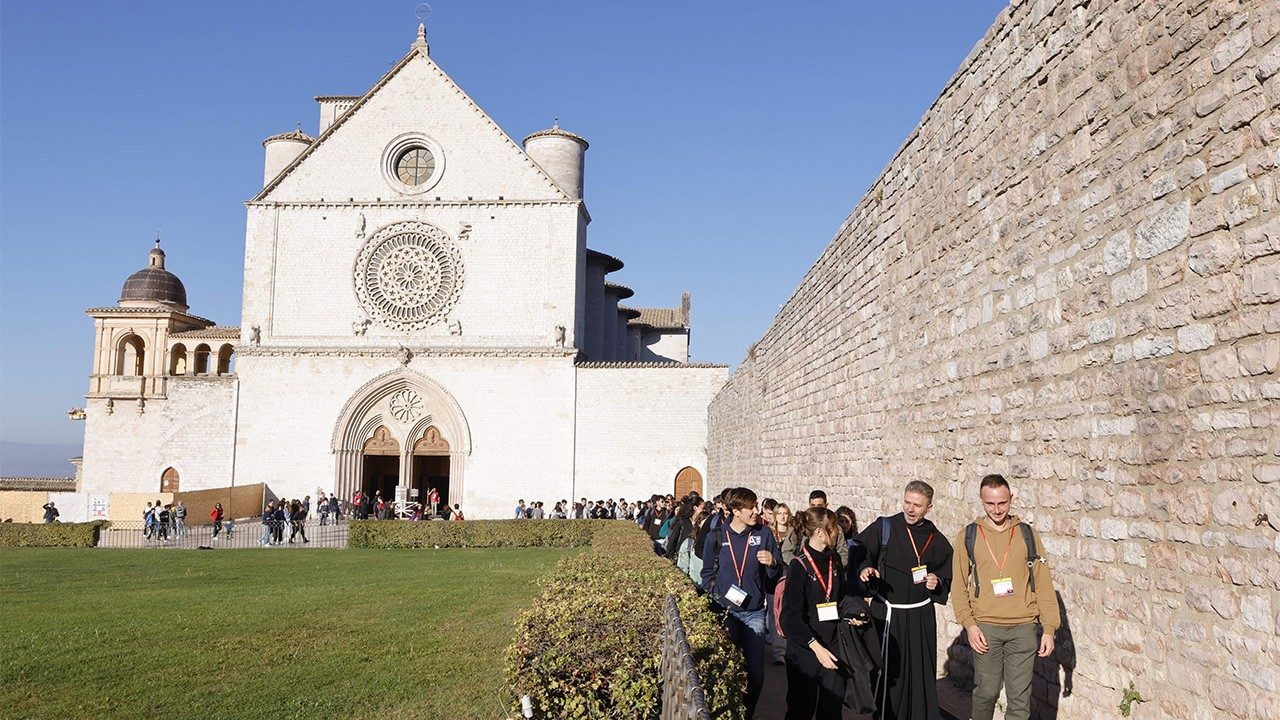 News - 20 anni di diaconia alla verità - Assisi OFM