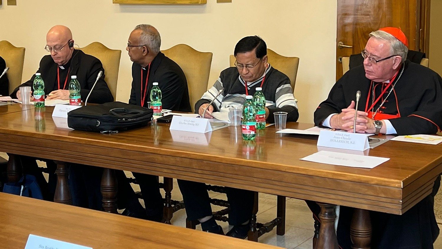 Continental phase of the Synod: Asia focuses on identity and religious dialogue – Vatican News