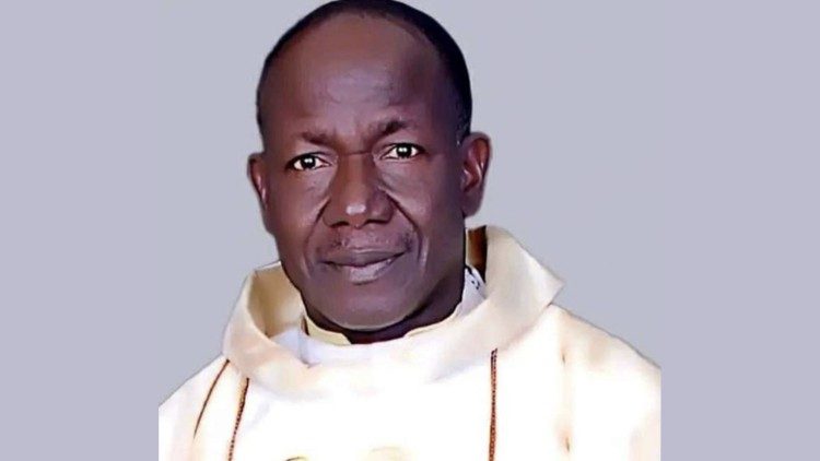 Nigéria, um sacerdote católico morto e outro ferido em sua casa paroquial -  Vatican News