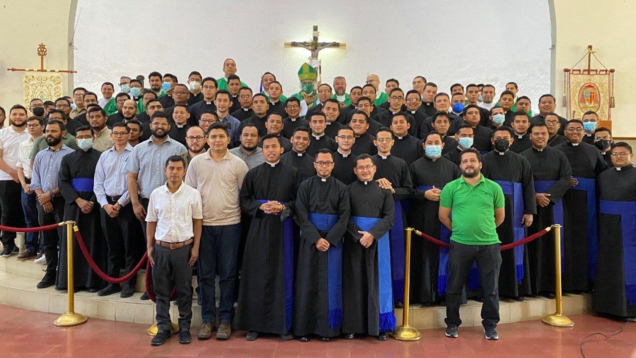 88 seminarians from the Archdiocese of Managua, Nicaragua, receive assignments – Vatican News Vatican