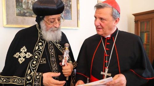 Tawadros II abençoa o caminho sinodal da Igreja católica