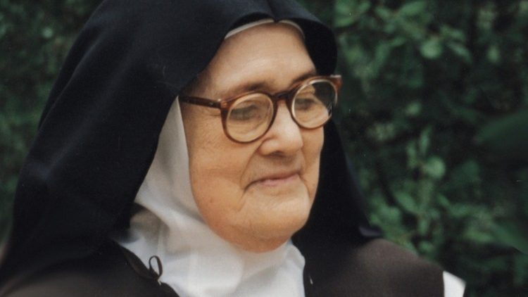 Sestra Lucia dos Santos