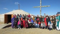 Kardinal Marengo z verniki v Mongoliji