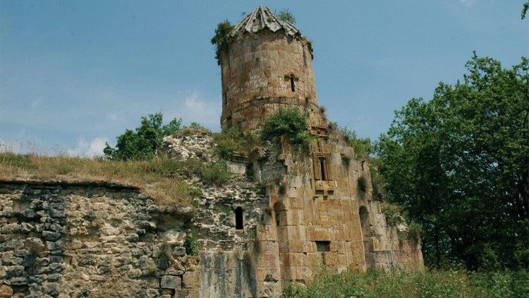 2023.11.23 Chiesa armena in rovina in Artsakh