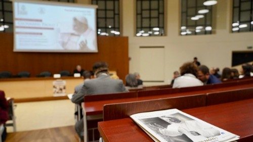 Papa Luciani e quella ricca biblioteca itinerante “testimone della sua santità”