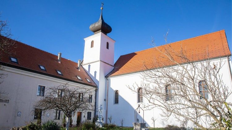 Obnovljena crkva sv. Antuna Padovanskoga u Hrvatskom Čuntiću (Foto: Stjepan Vego)