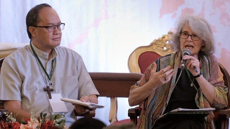 CBCP president Bishop Pablo Virgilio David and Sr. Nathalie Becquart, undersecretary of the General Secretariat of the Synod, at the National Meeting of Parish Priests for the Synod in Manila, July 31, 2024. Photo by CBCP NEWS