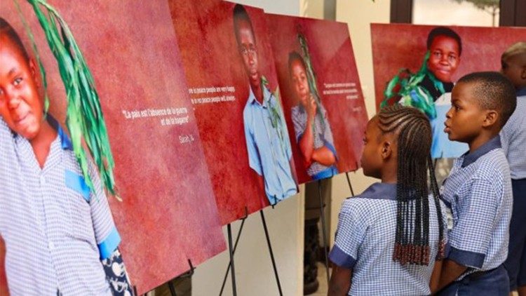 A exposição realizada na Nunciatura (foto: Nunciatura Apostólica de Camarões)