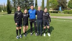 Las tres primeras mujeres que han dirigido un partido de fútbol de la Serie A reciben el Premio «Santa Rita árbitro de humanidad»