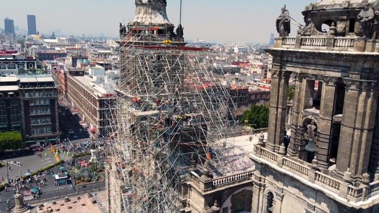 La reconstrucción de templos e iglesias en México tras el terremoto de 2017.